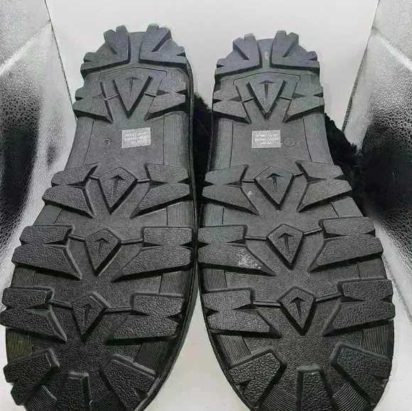 Faux fur short boots - Picture 7 of 8